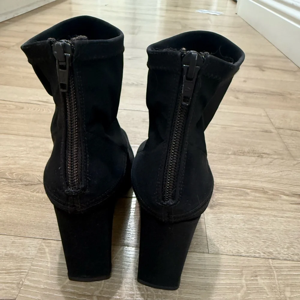 DKNY Dark Brown Stretchy Sock Bootie back zip square toe  made in Spain 8